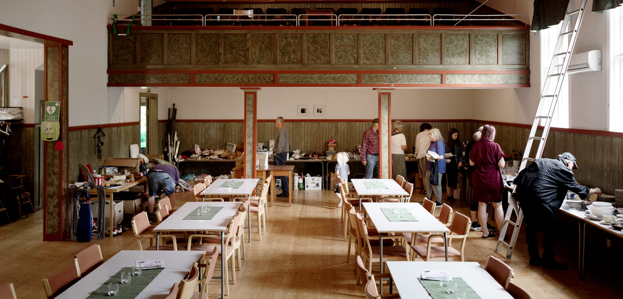 loppis och sommarcafé på Skogshyddans bygdegård i Särestad, Grästorp