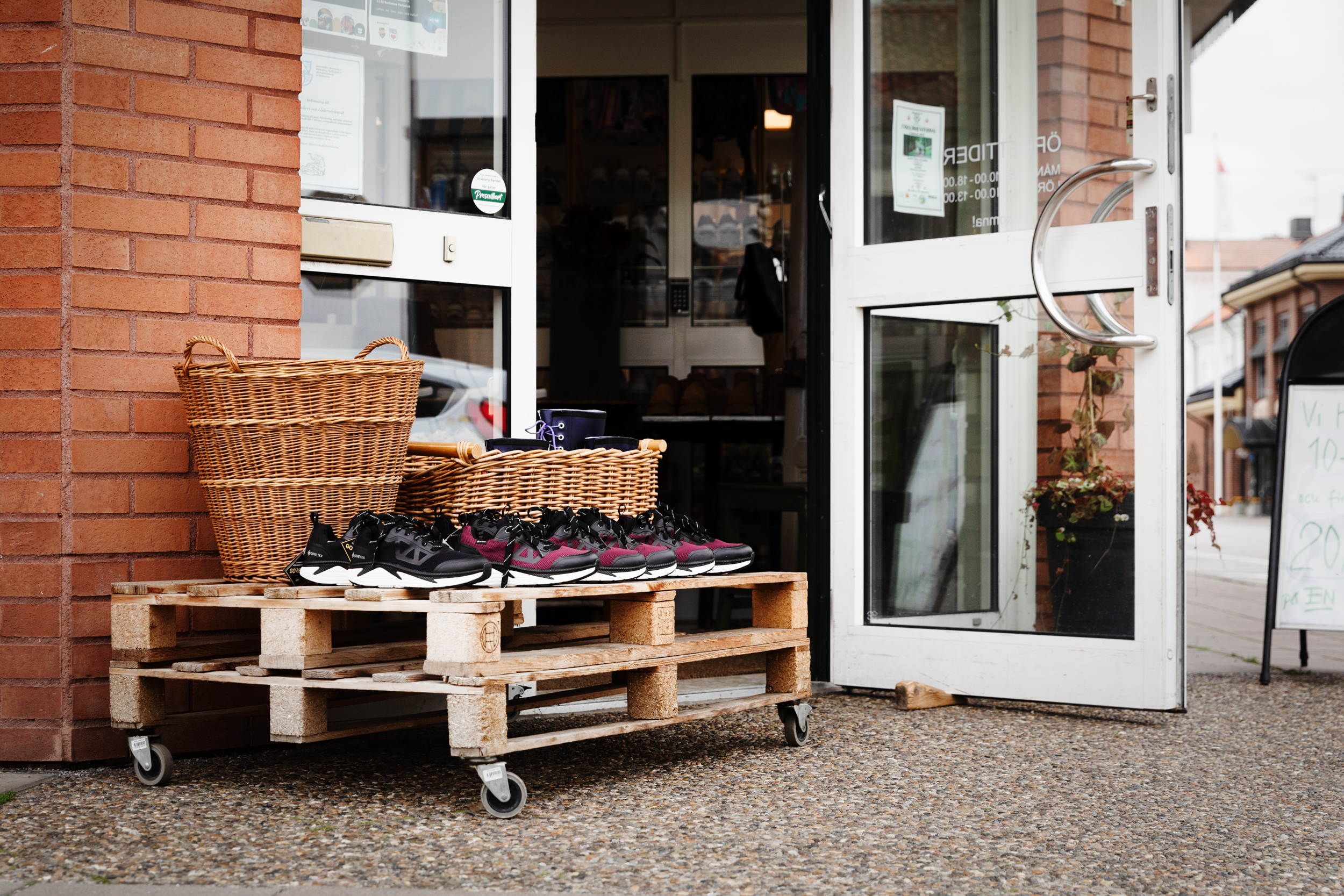 Skohörnan skor utanför butik