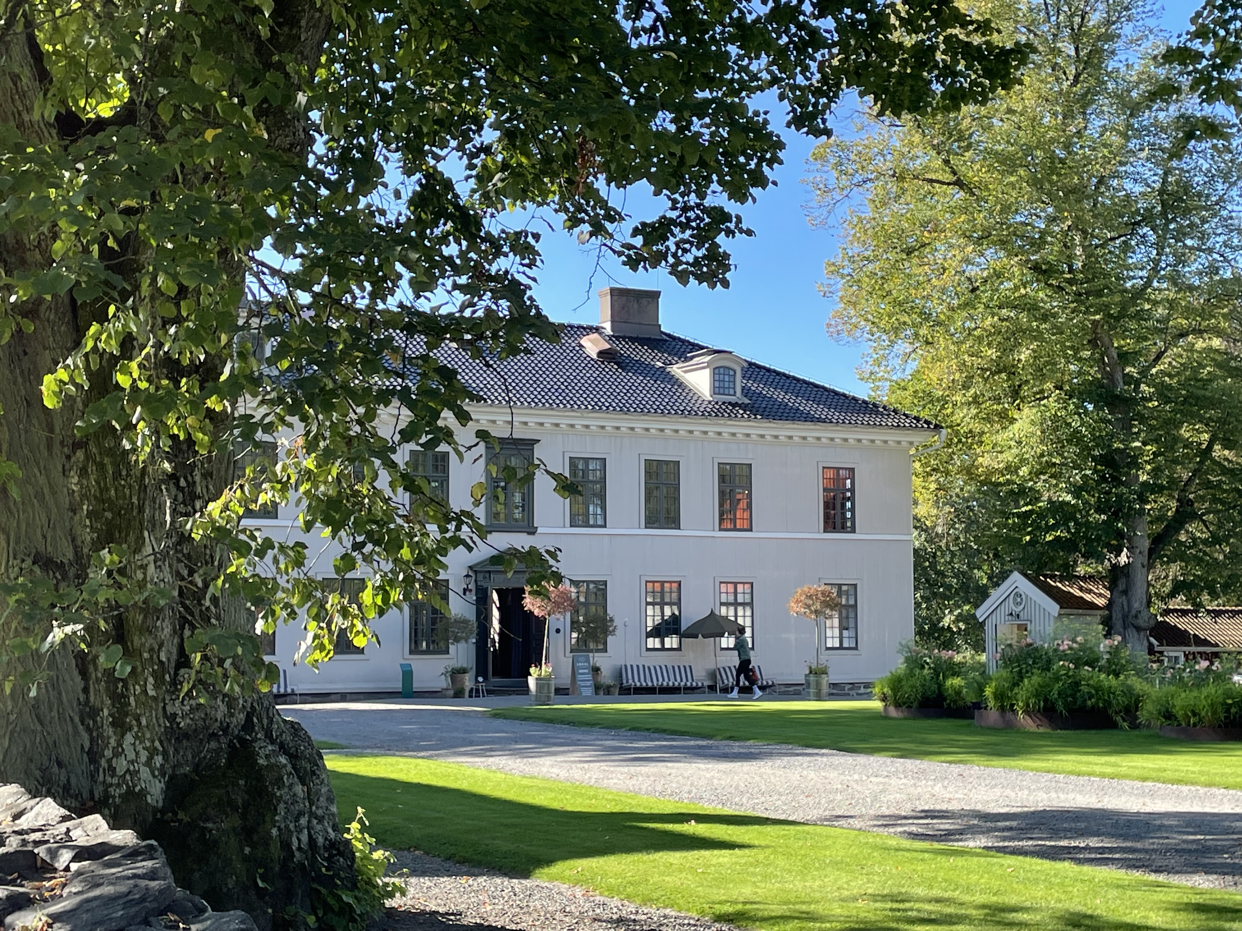 Råda Säteri restaurang LOKAL i mangårdsbyggnaden