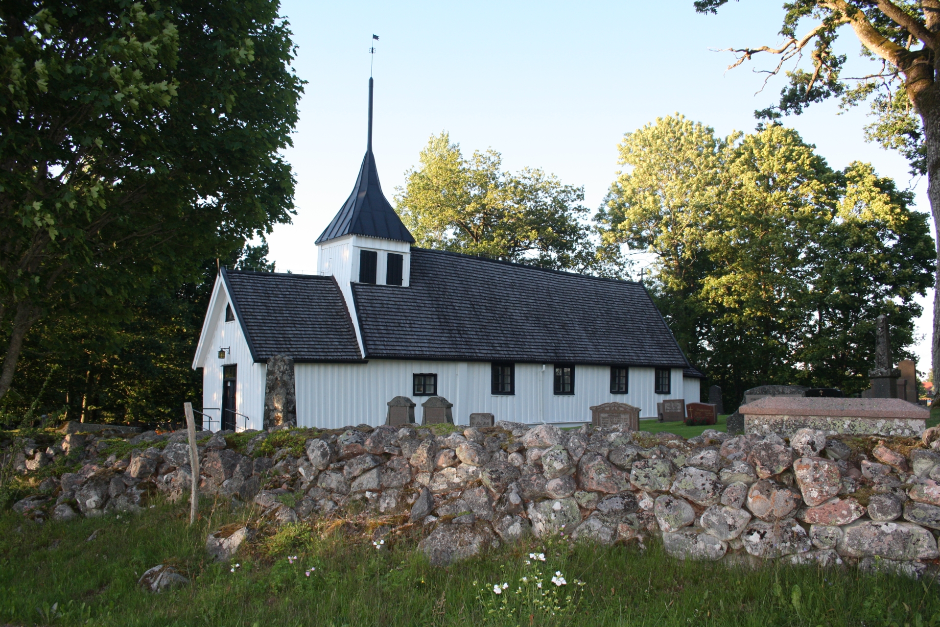 Jällby kyrka