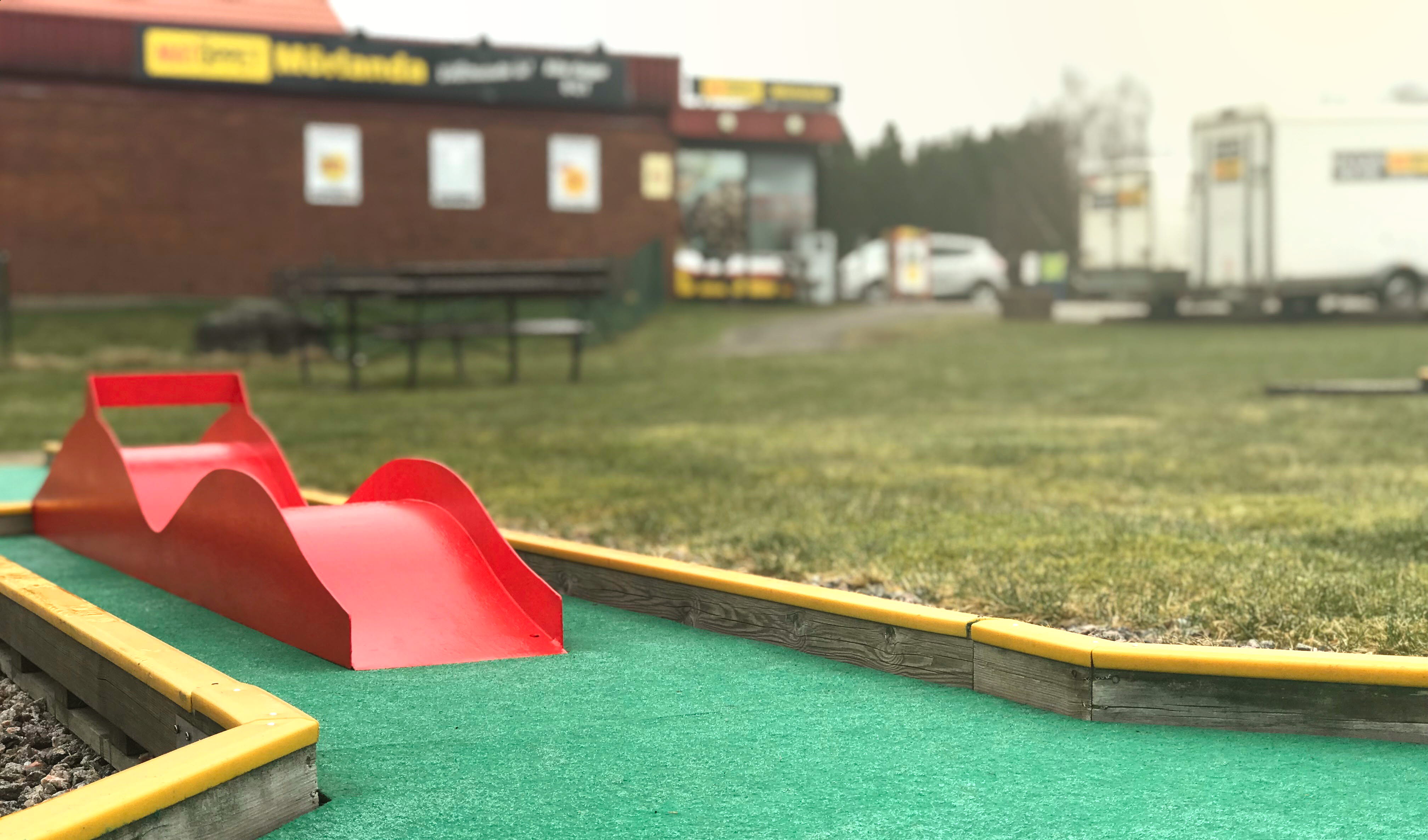 Mörlanda Livs & minigolf