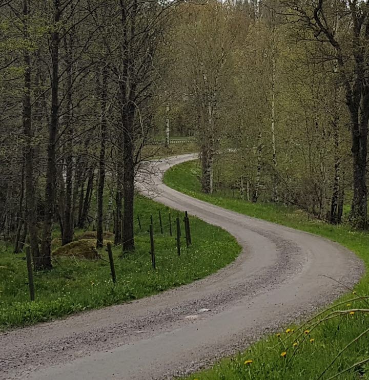 Vägavsnitt i Hov, Annelund