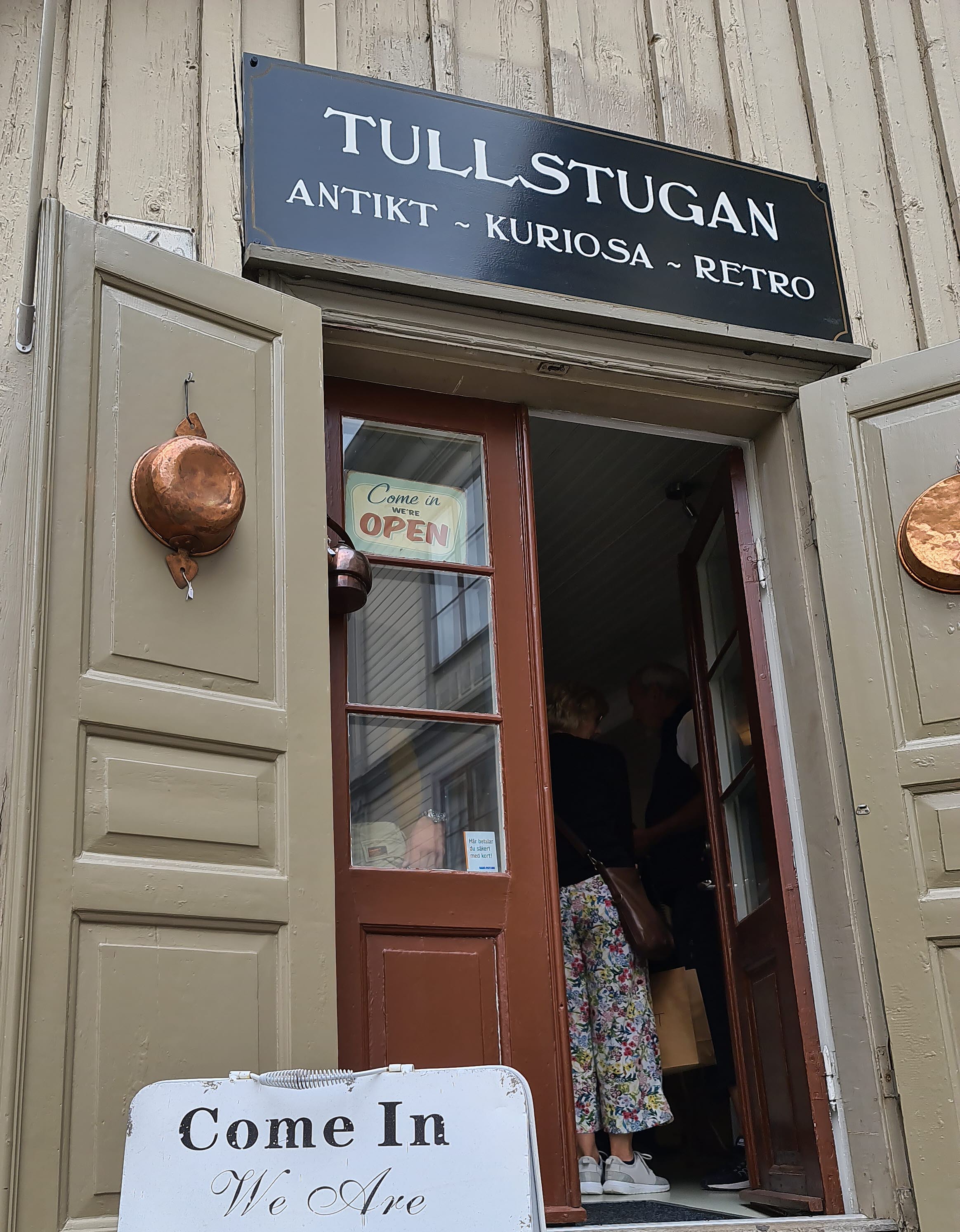 En loppisbutik i Hjo. 