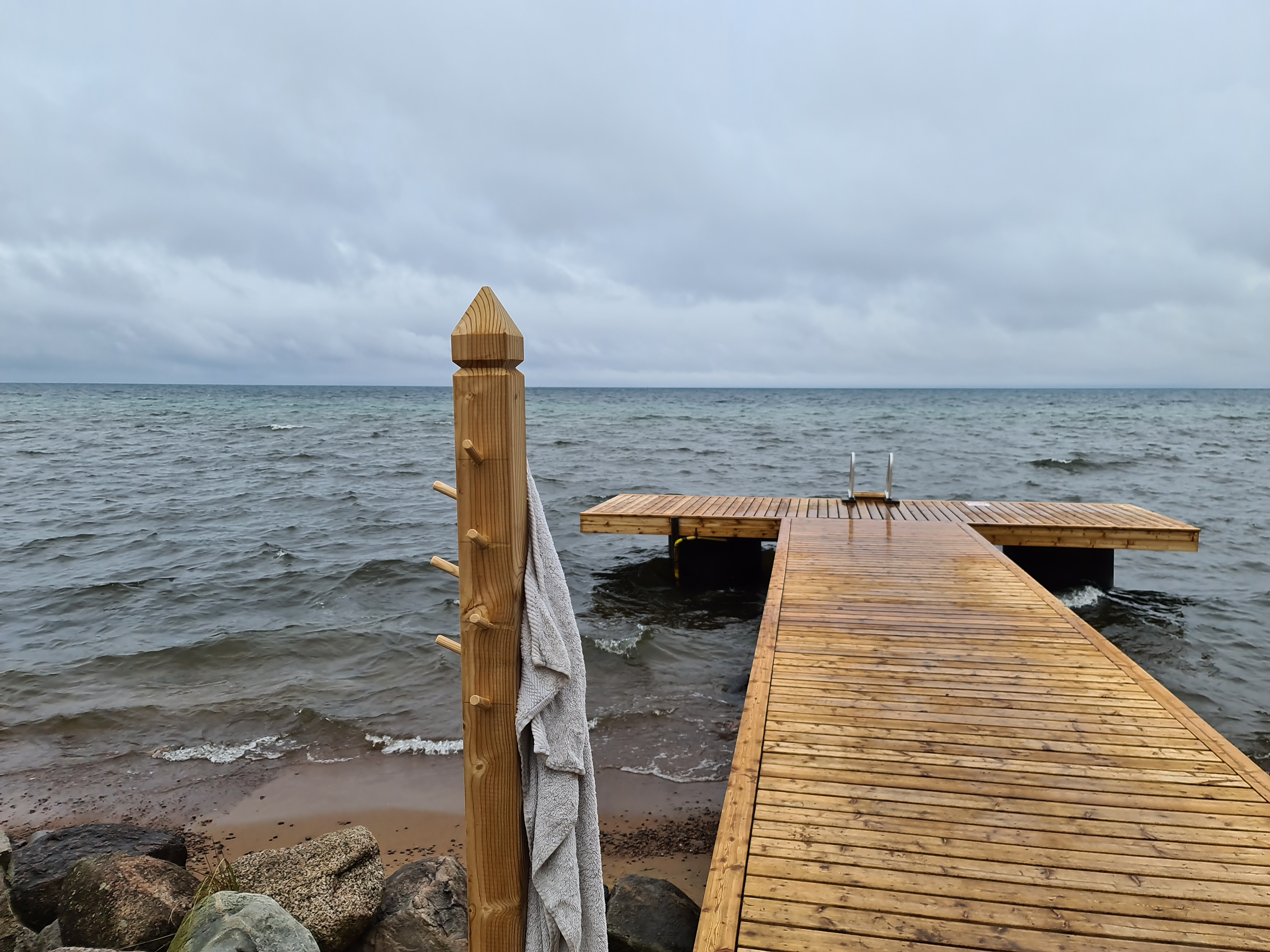 Bathing jetty in Hjo. 