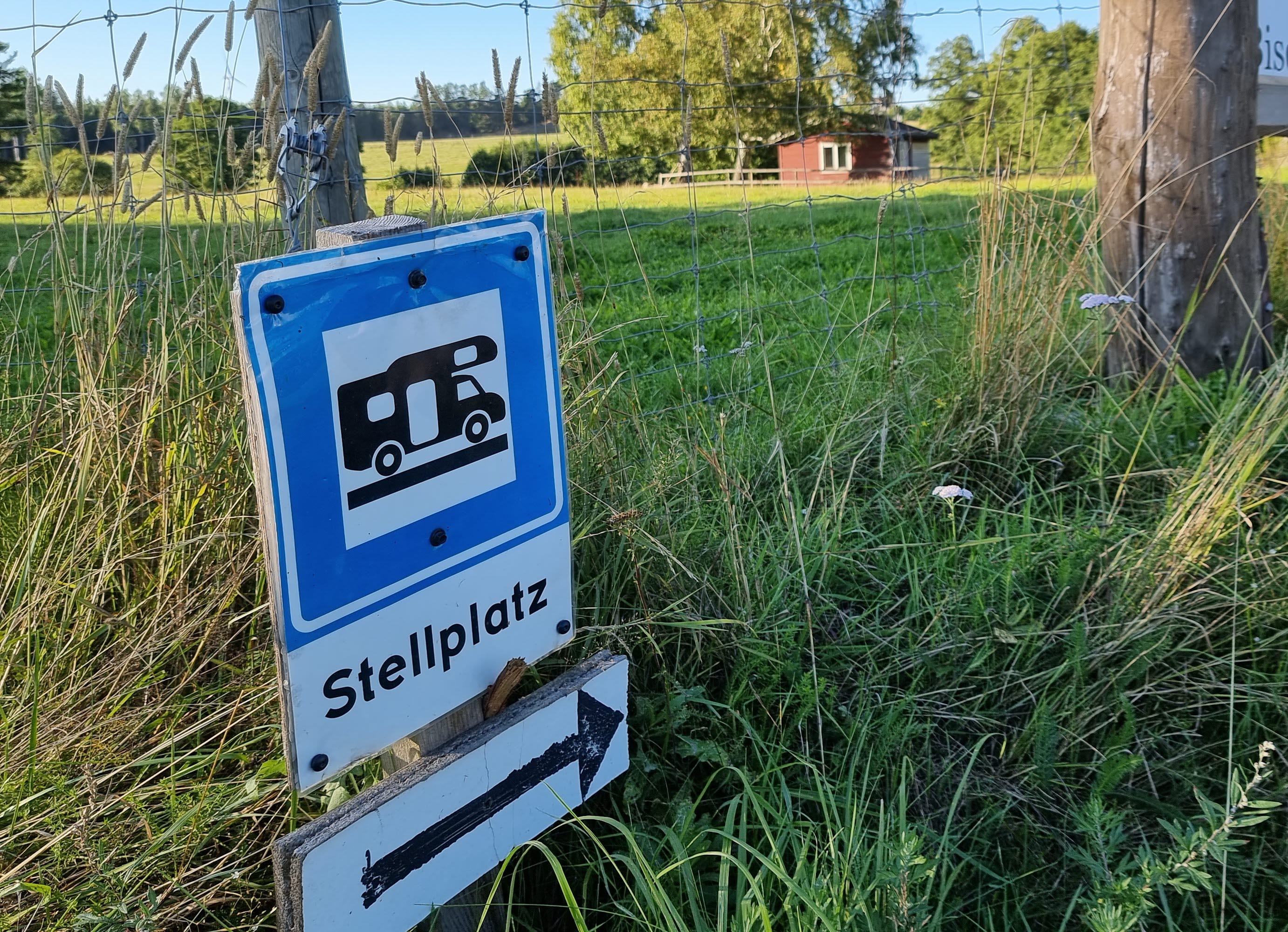 Skylt ställplats 