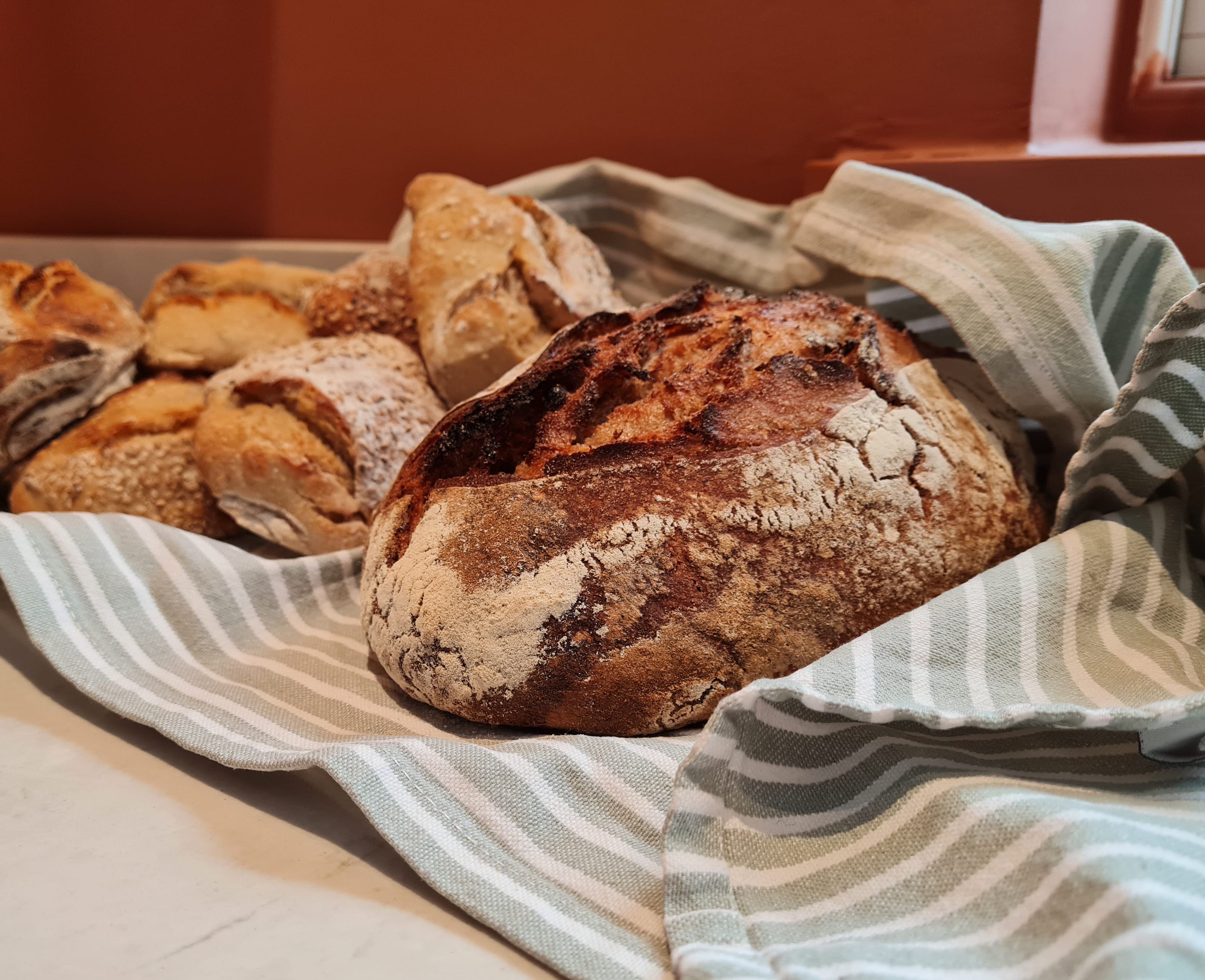 Nybakat bröd från Eskelid Brödkultur