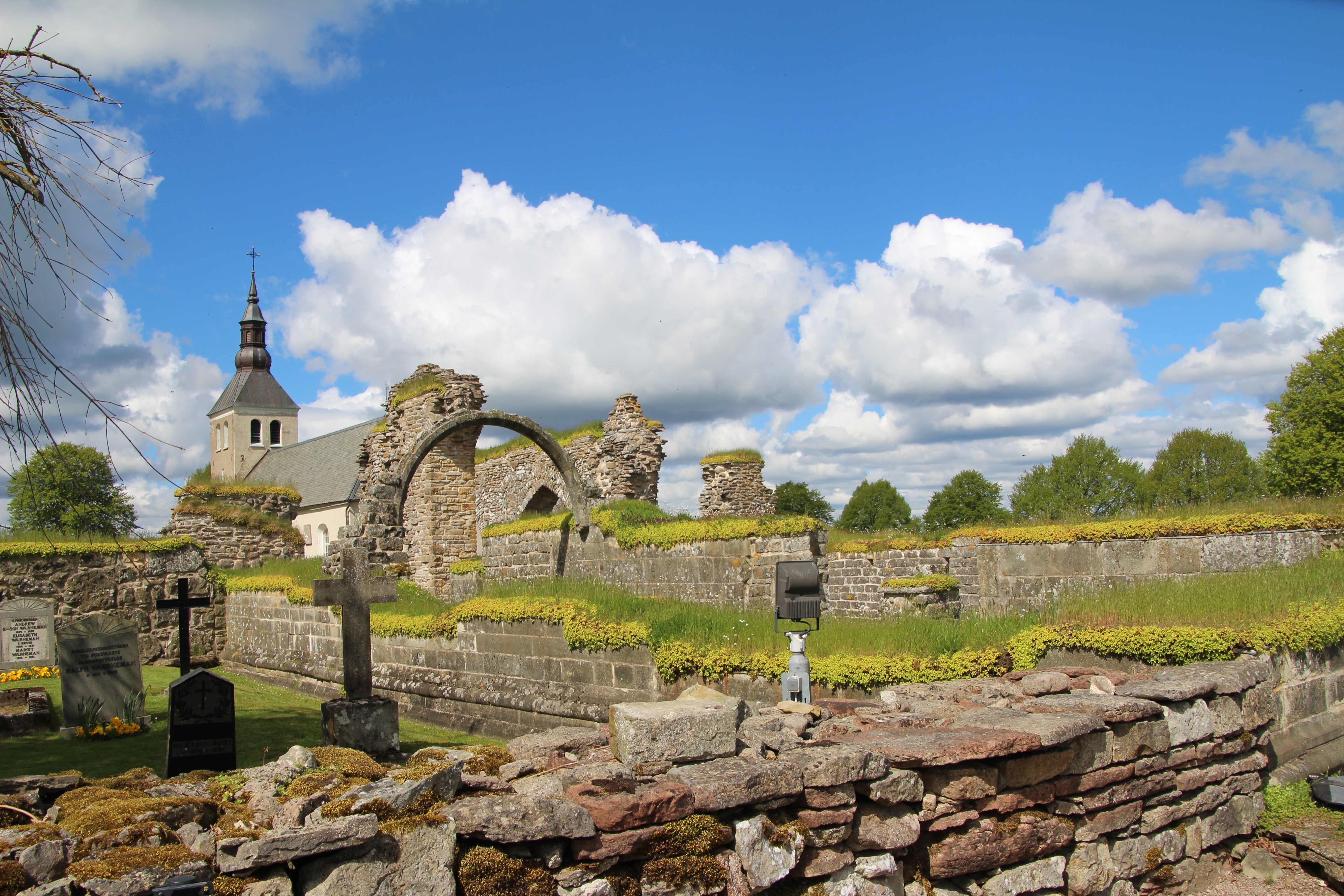 Gudhems klosterruin och klostermuseum