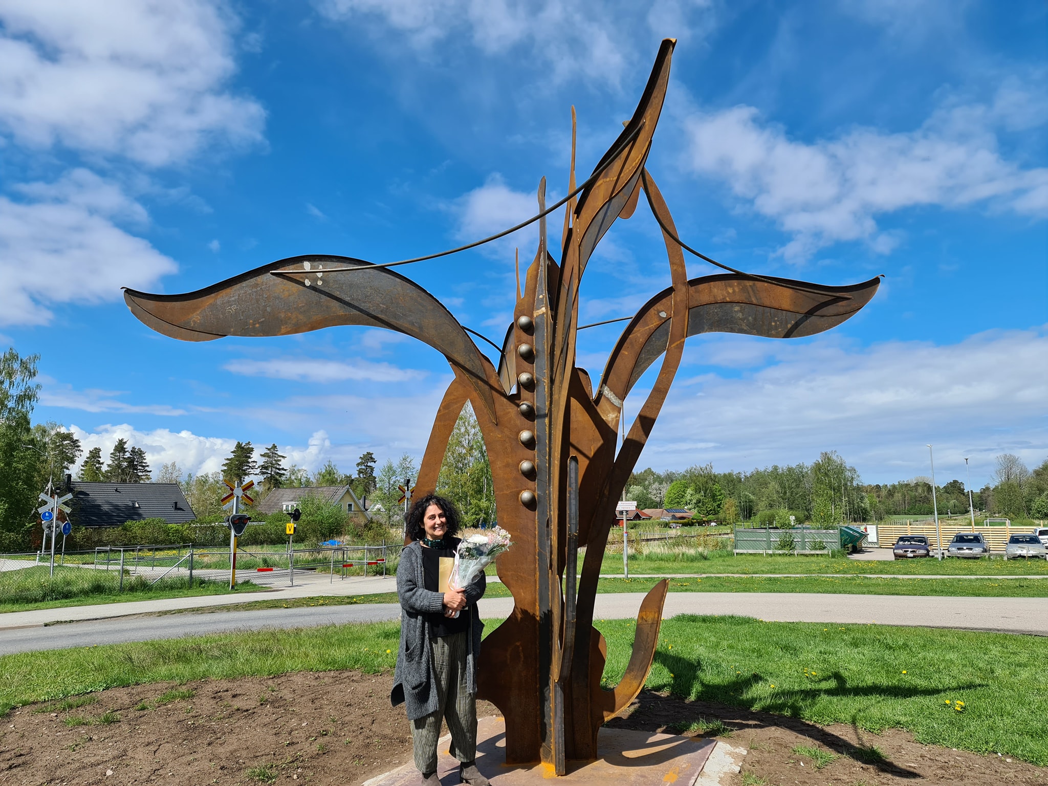 Konstnären Africa Coll med konstverket Brassica.