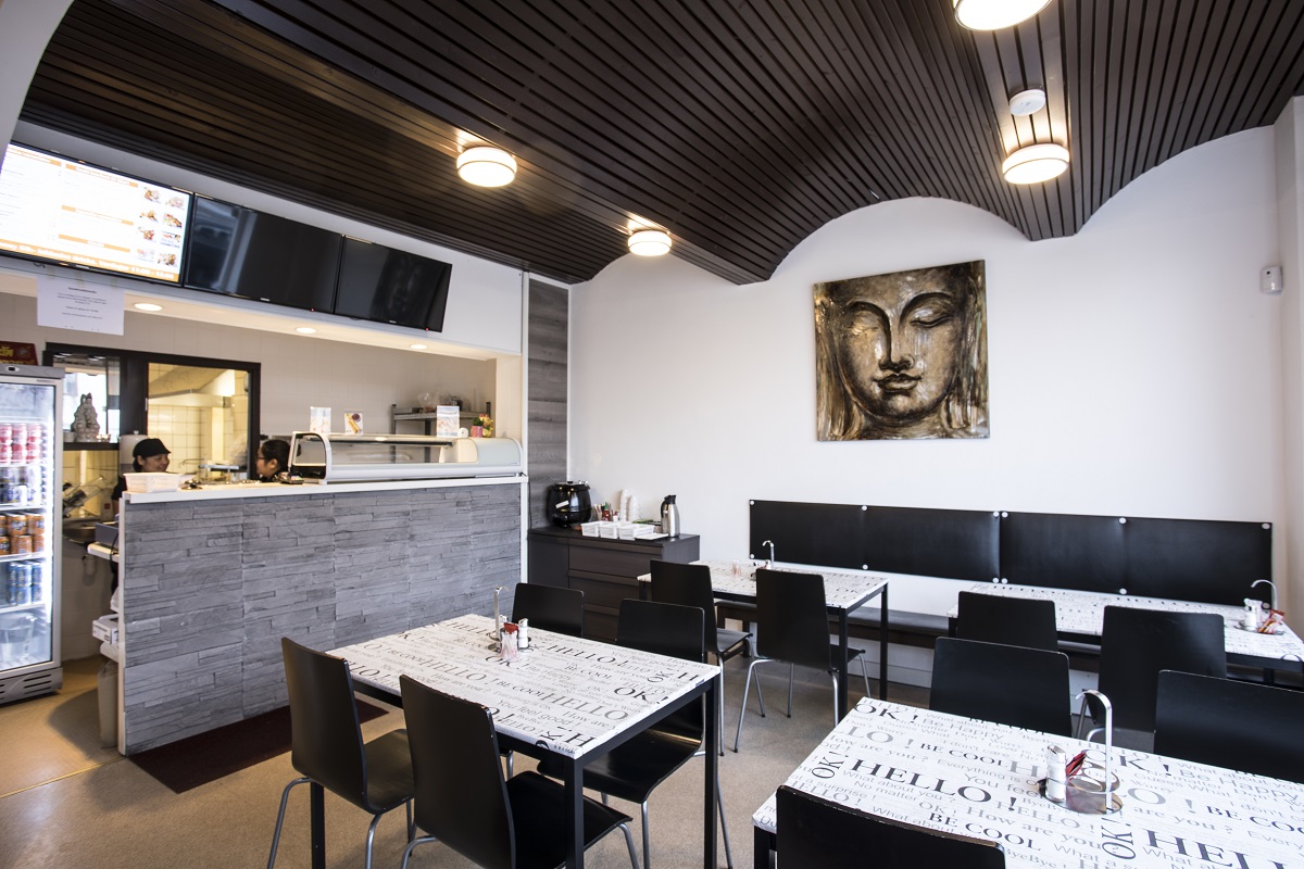 Banzaan Wok & Sushi