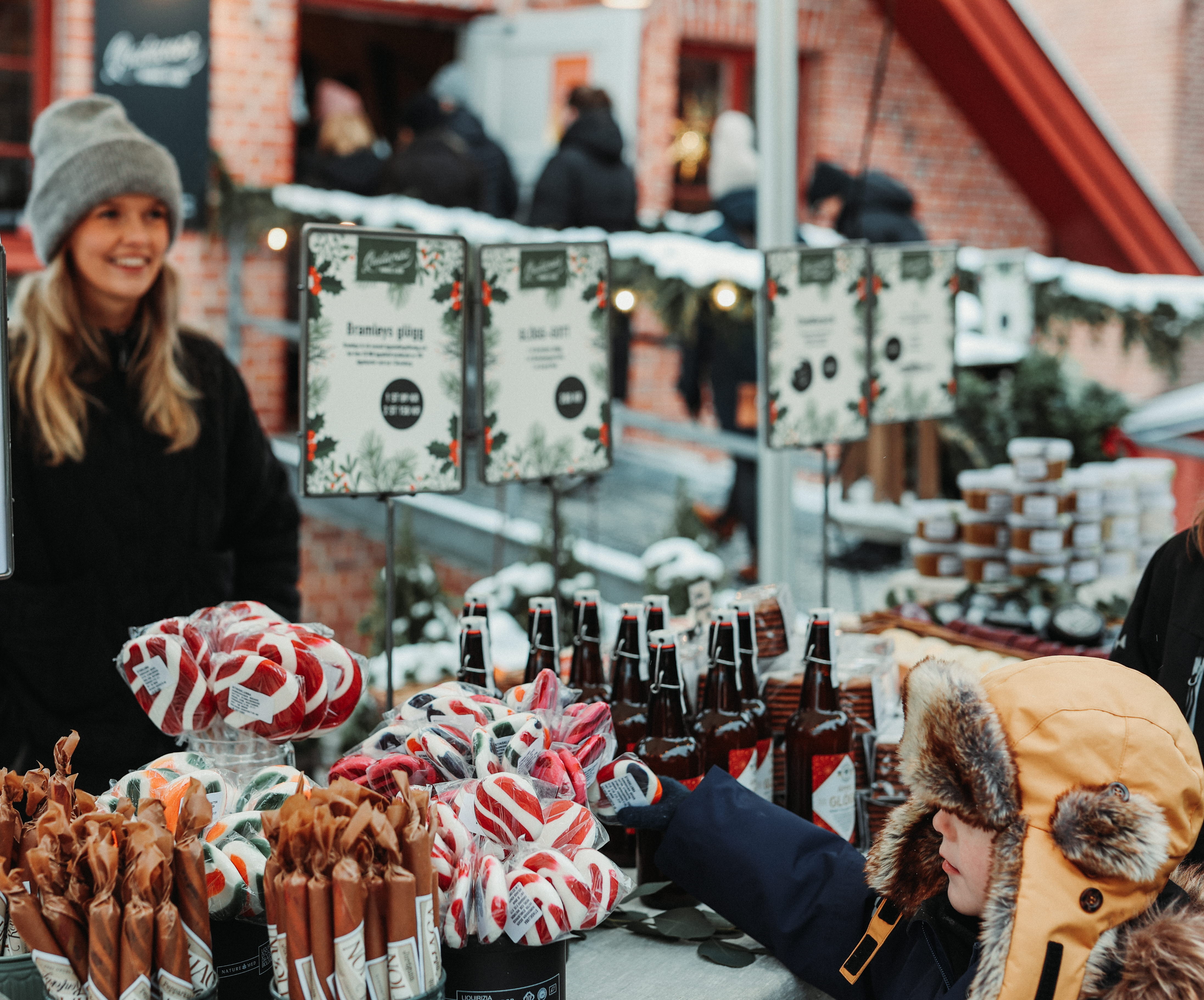 julmarknad med försäljning av godis