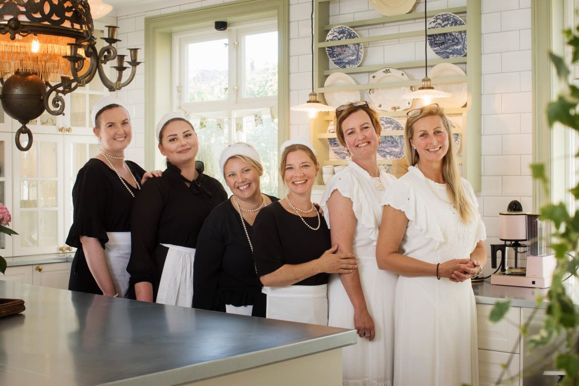 Strandflickor i Gula Villan