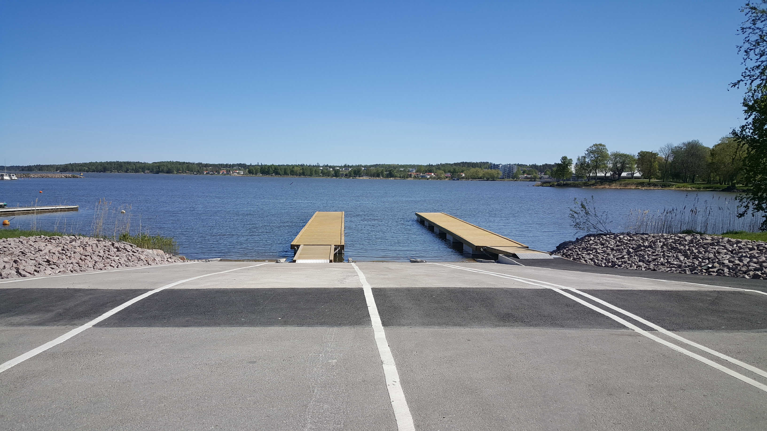 Båtramp i Mariestads hamn.