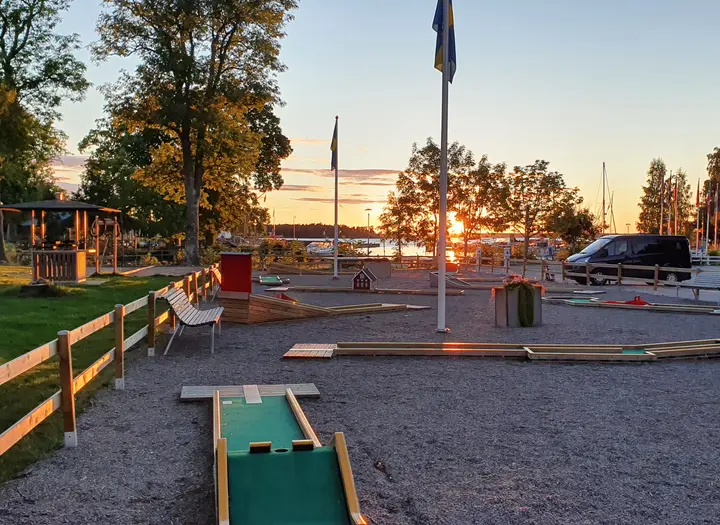 Bangolf, boule och beachvolley, Sjötorp