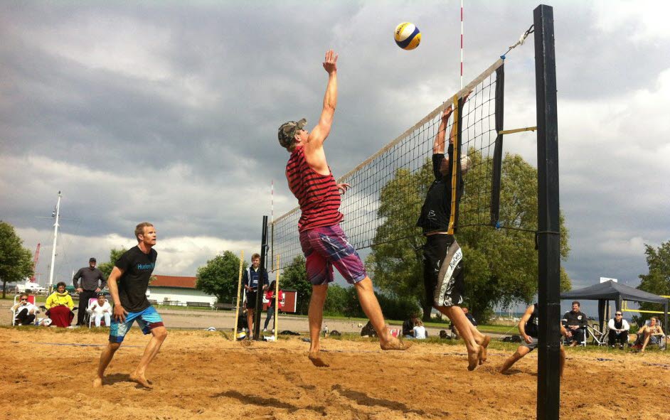 Beachvolley, boule, utegym i Mariestad