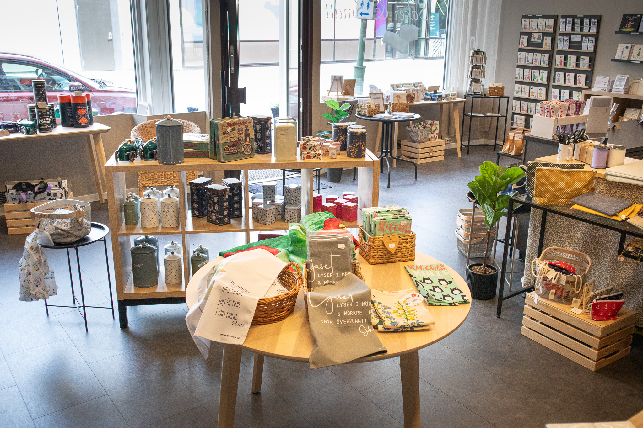 Inuti butiken Saker & Smått i Mariestad.