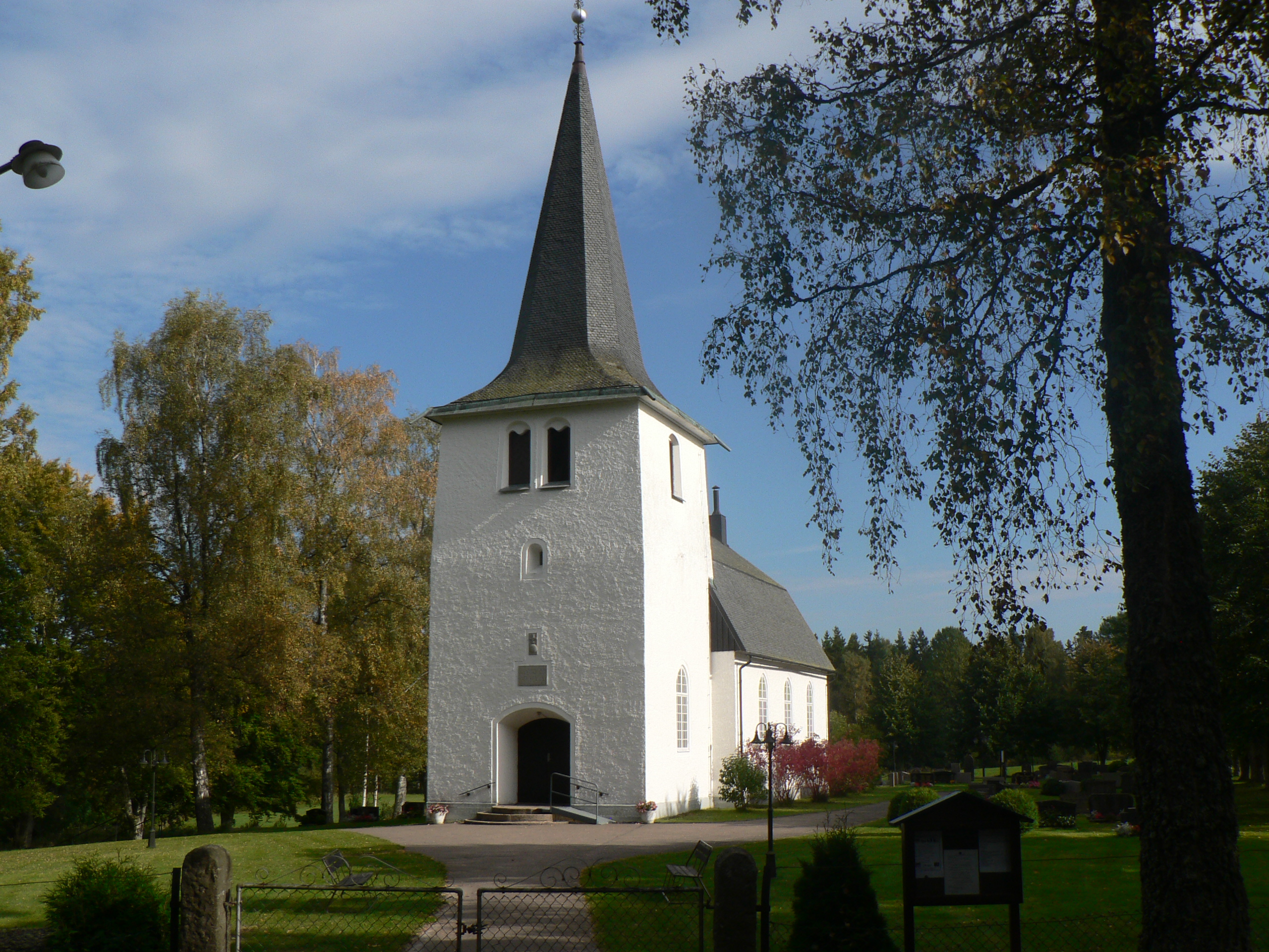 Klöveskogs kyrka