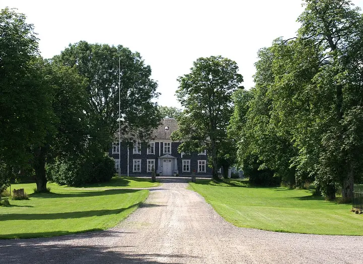 Ekholmens gård & Ekholmen Café och Gårdsbutik