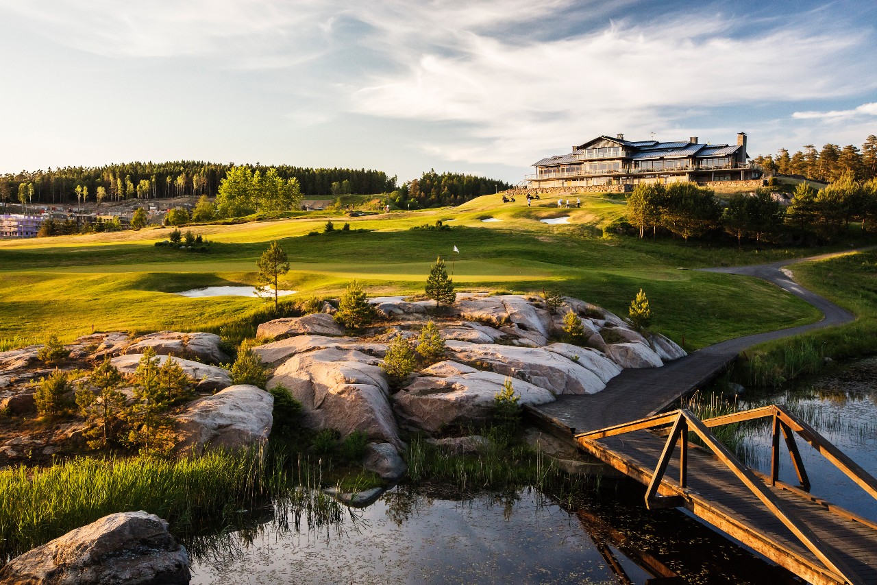 Hills Golf and Sports Club