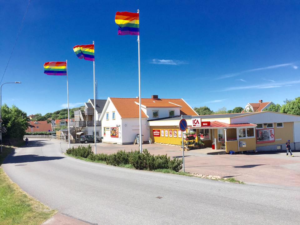 Ica butiken på Björkö ligger på gångavstånd från hamnen