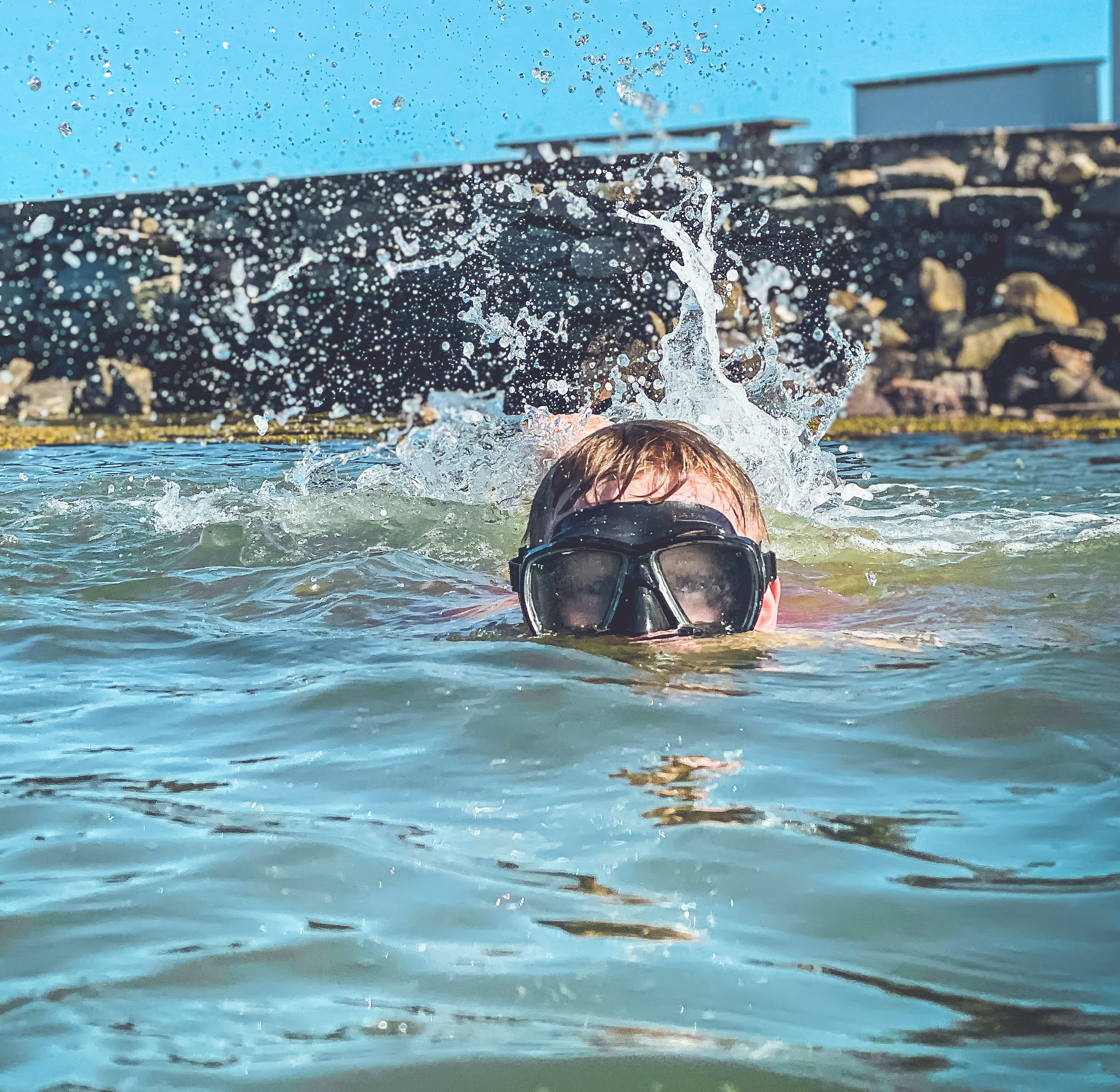 Swimming in southern Bohuslän, dive, Stenungsund