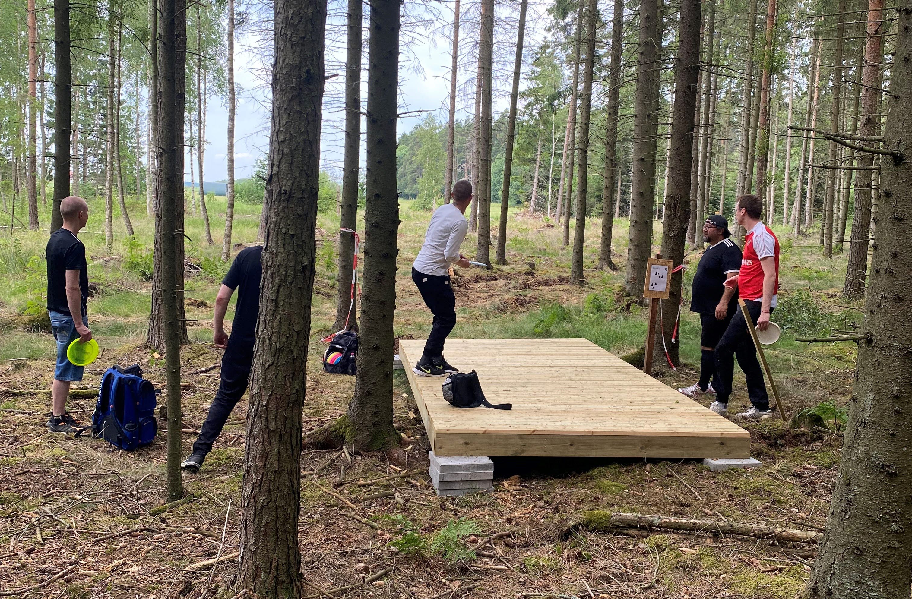 Uddetorp discgolfpark i Skara, hål 6