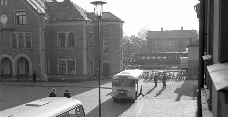 Dåtida Skara. En bild på Skara järnvägsstation förr i tiden.