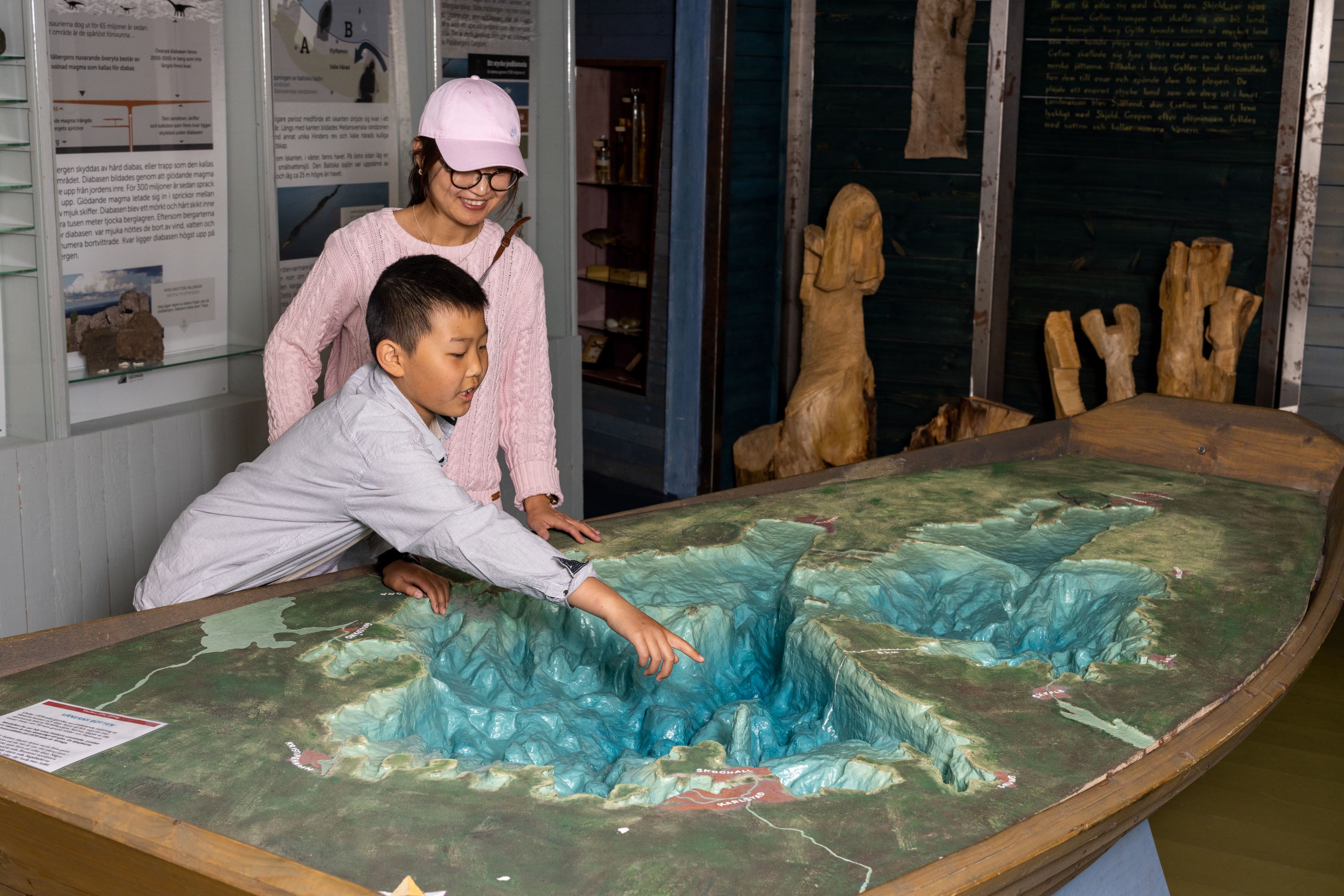 Besökare på Vänermuseet