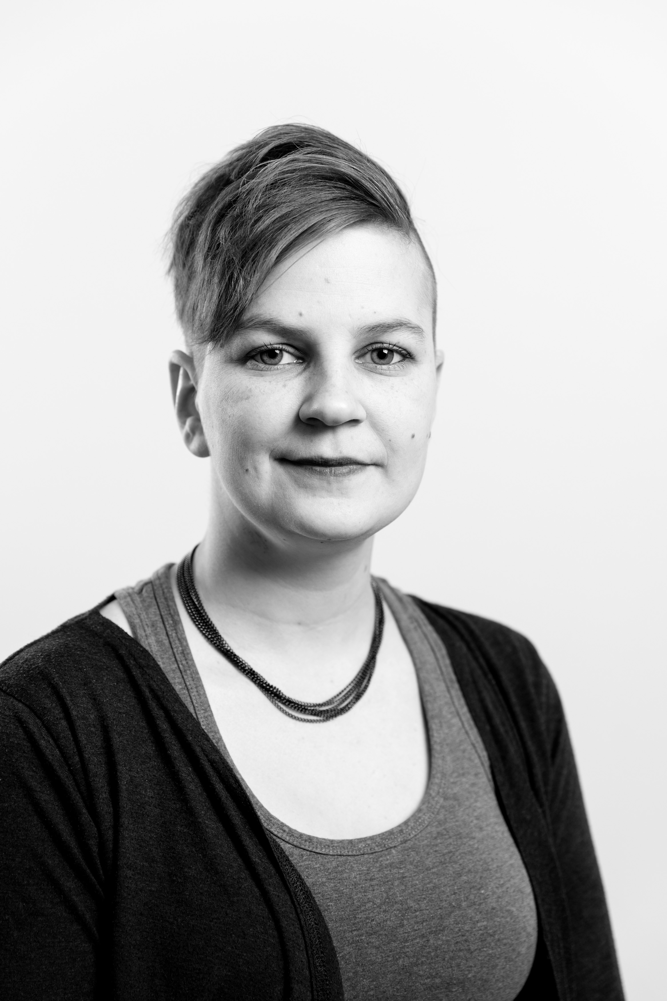 Svartvit bild av personal på Next Skövde