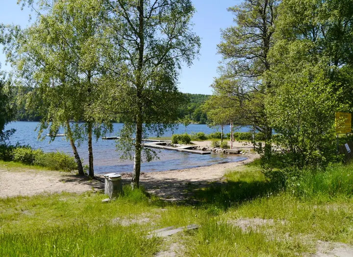 Hällungen Svenshögen insjöbadplats