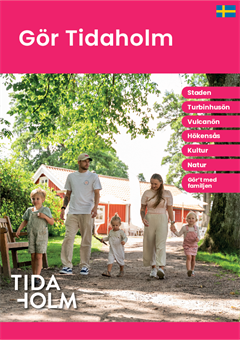 Framsidan av magasinet "Gör Tidaholm" en gamilj som går på Turbinhusön.