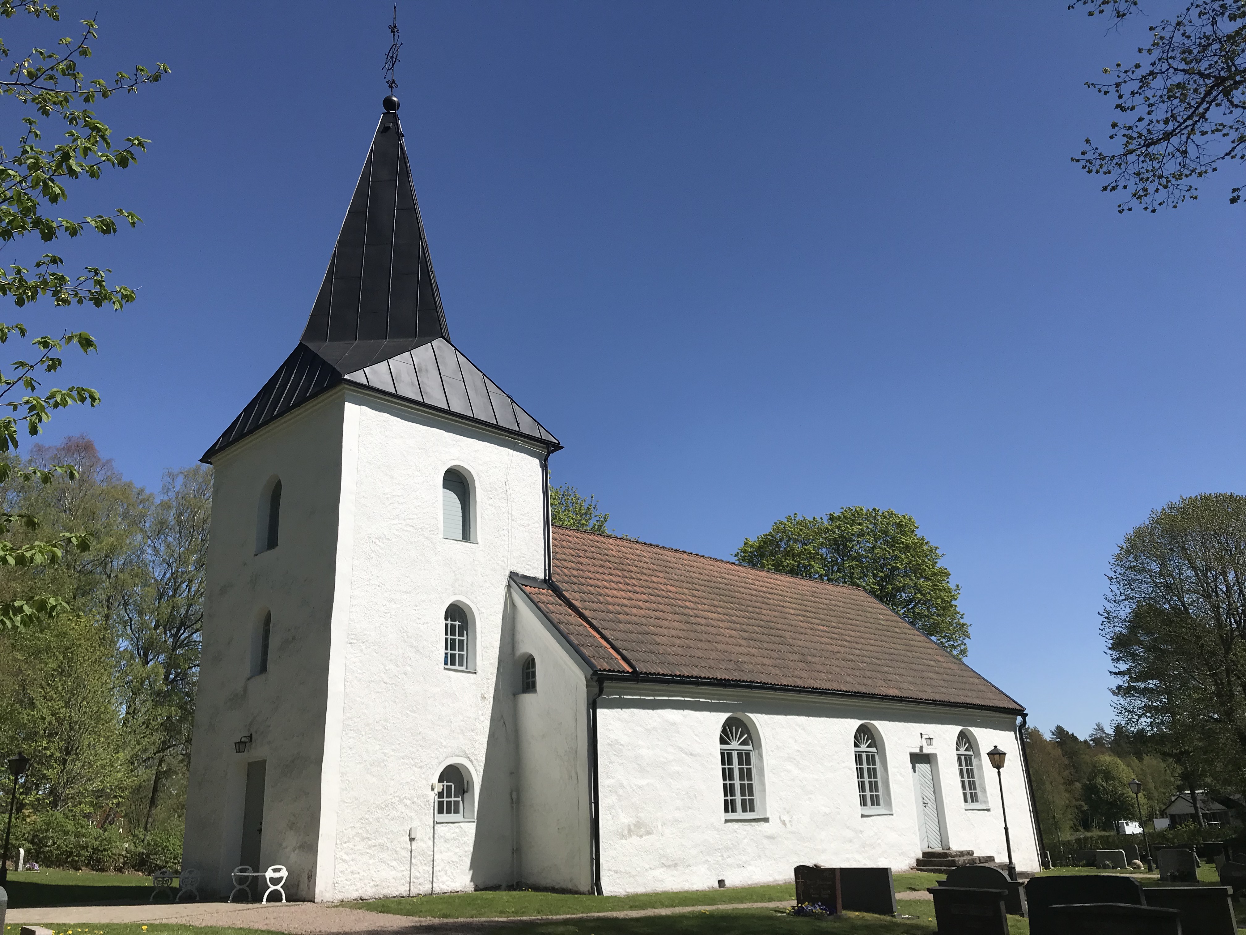 Kyrka Hulareds