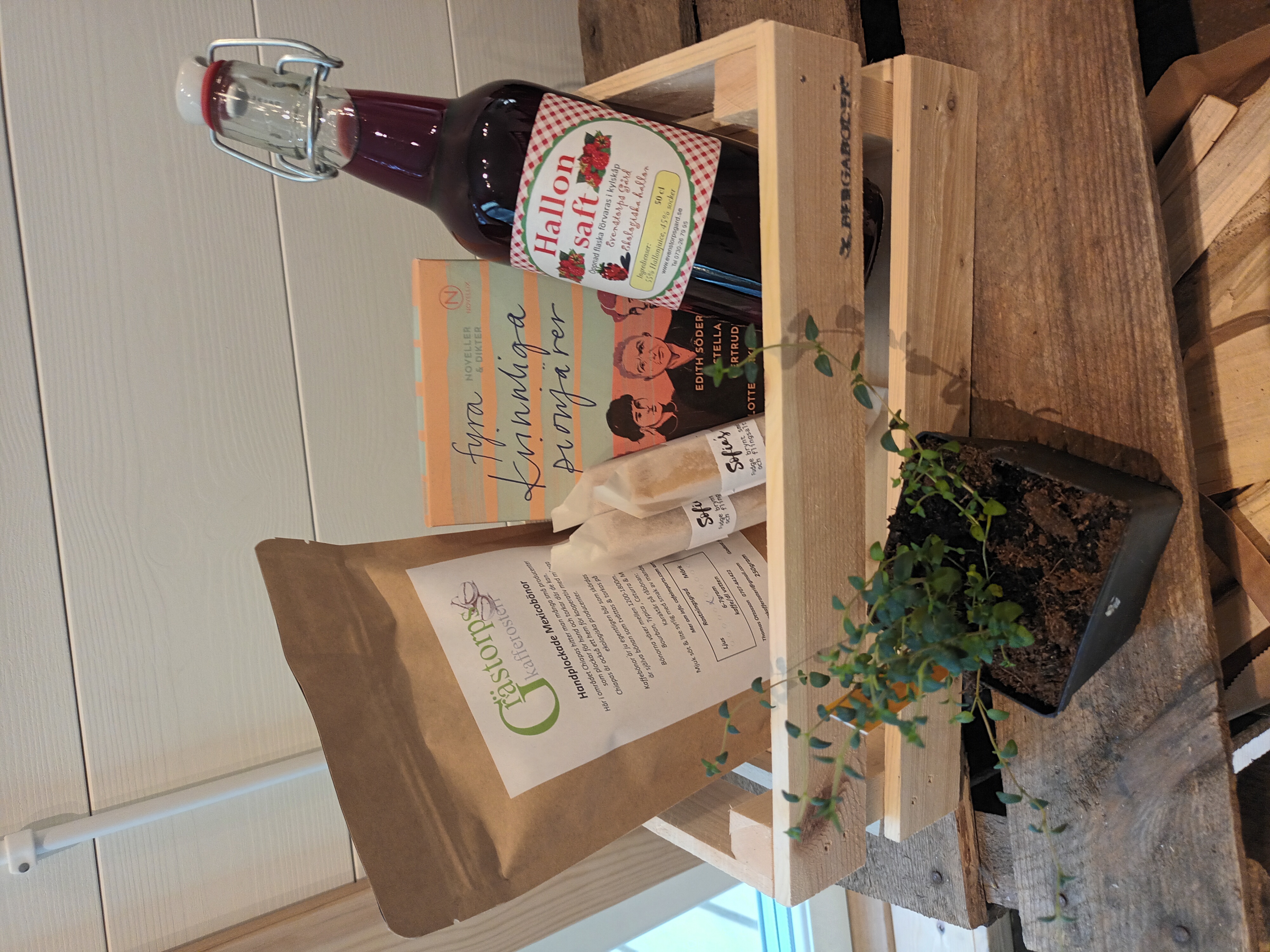 lokala produkter i en korg