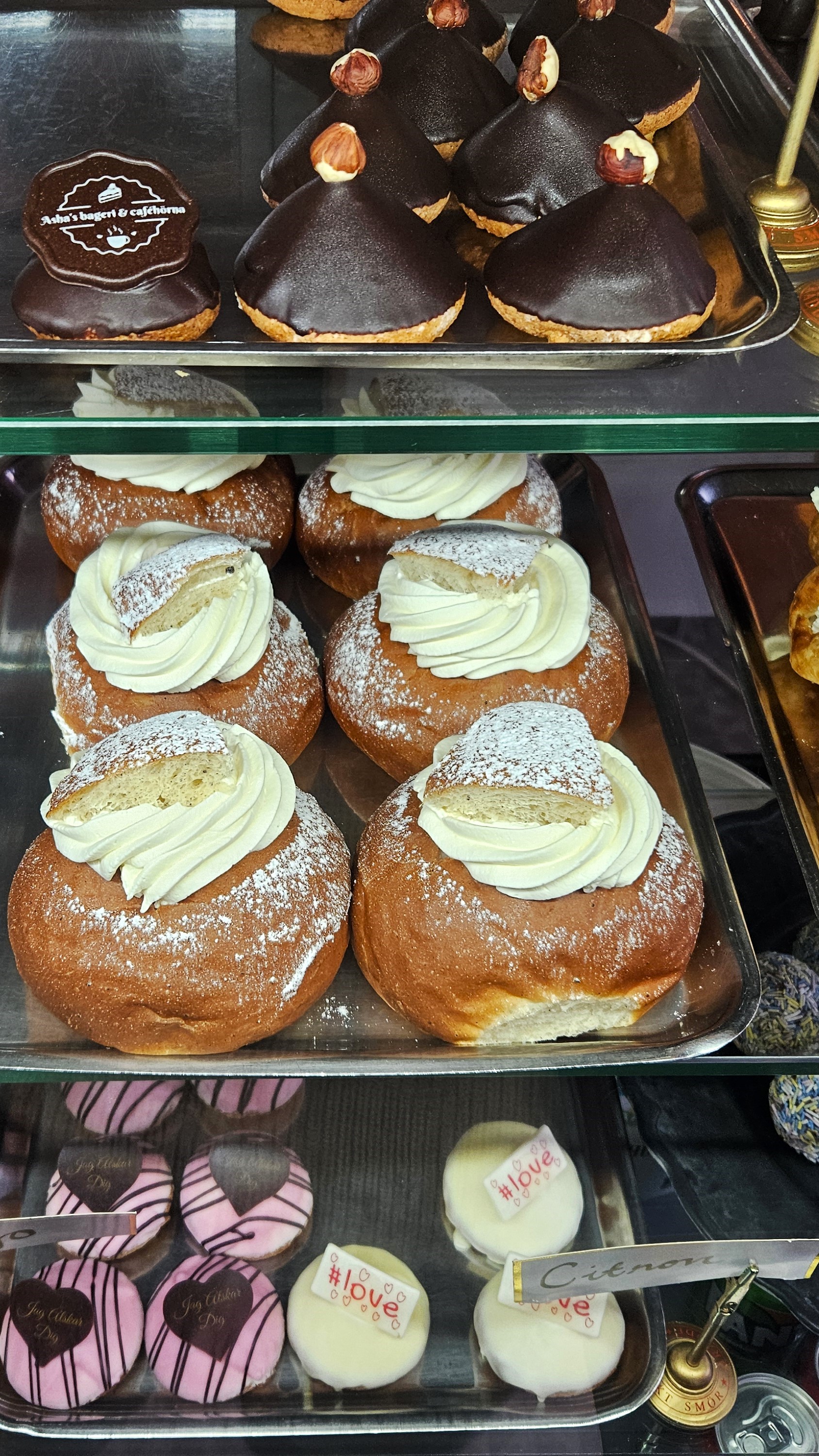 Semlor och bakelser