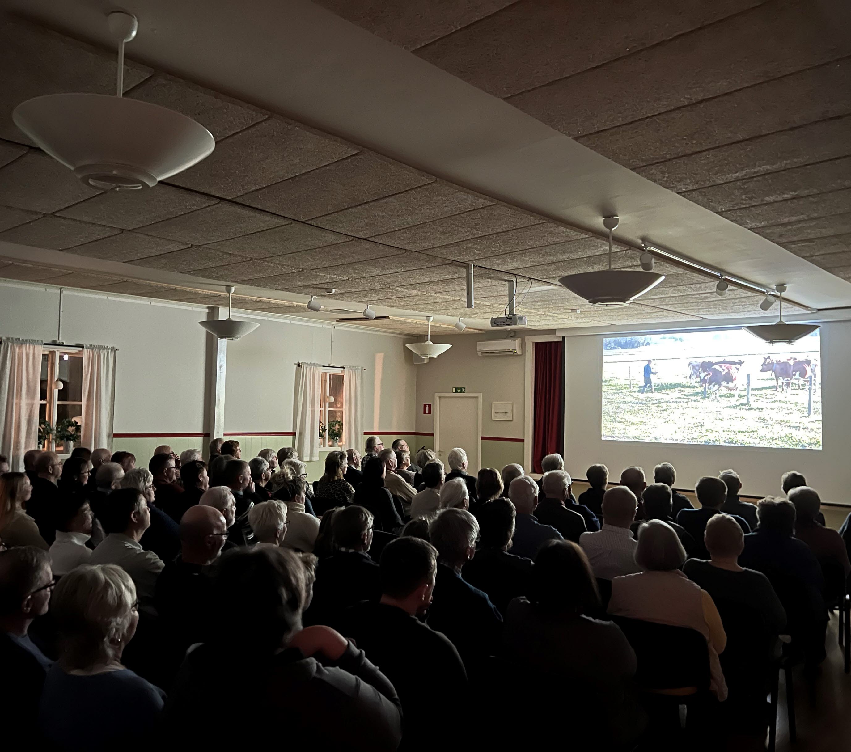 filmvisning hos Åttersruds bygdegård