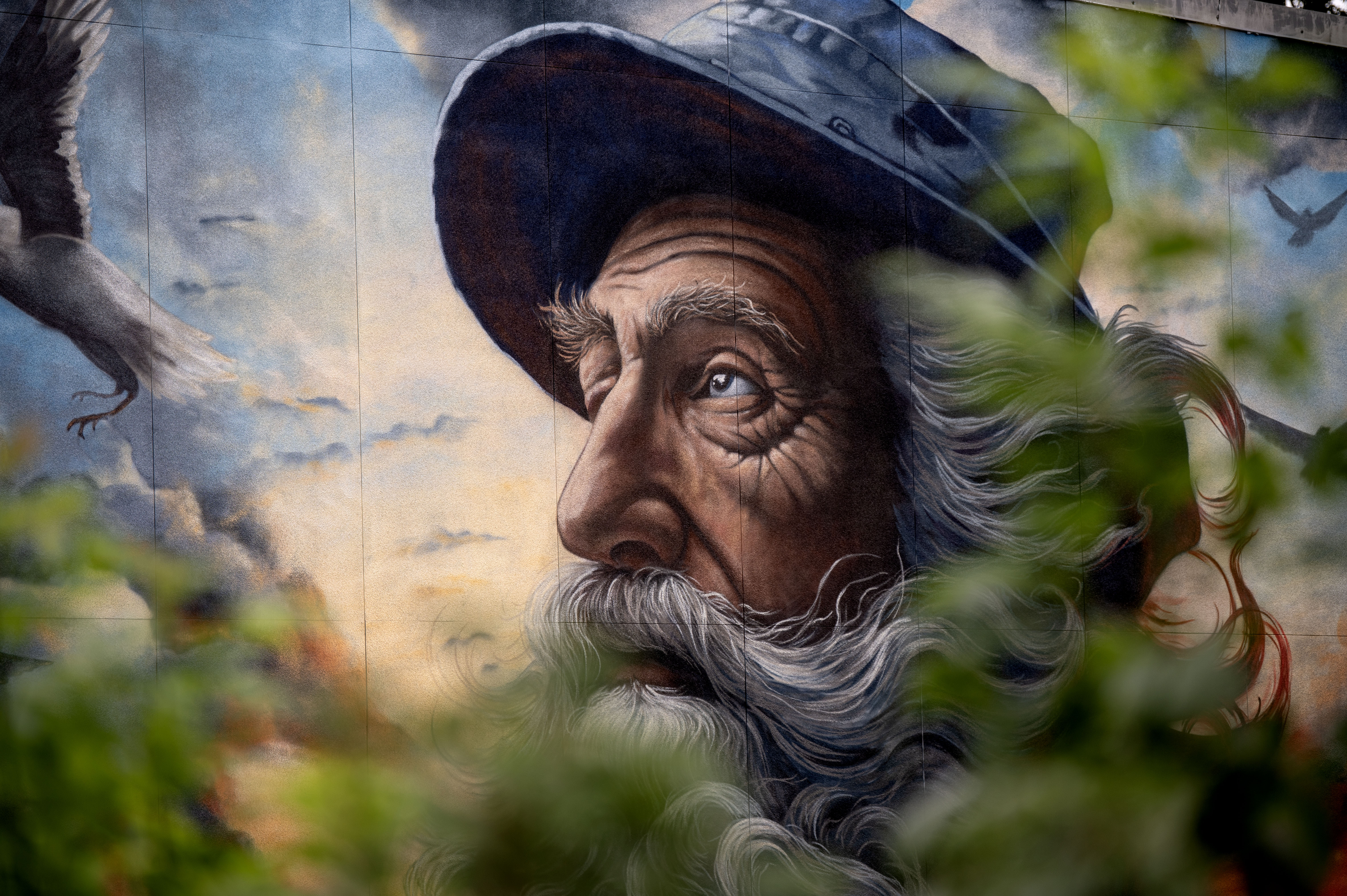 Väggmålning på gammal man - Artscape Vänersborg
