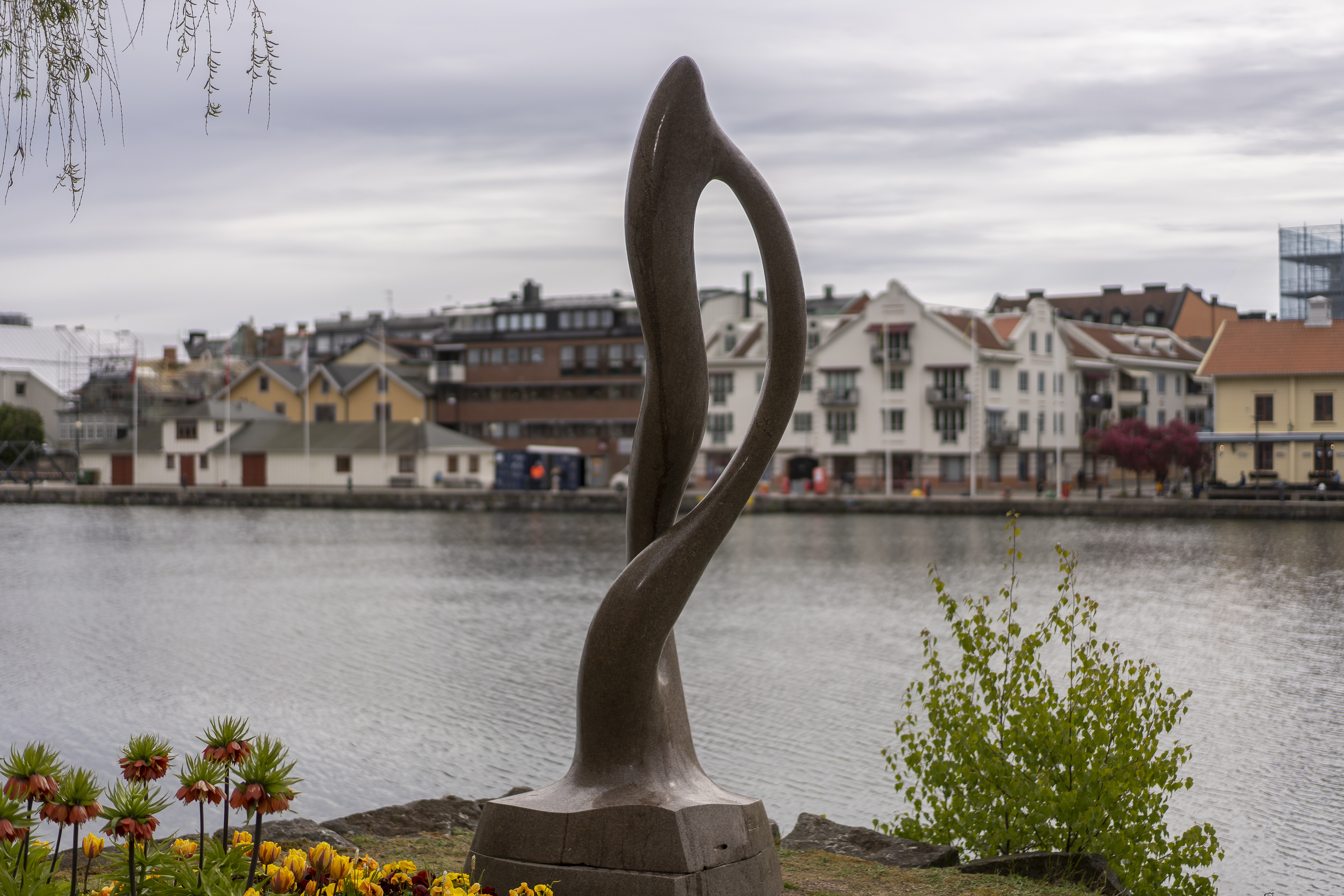 Skulpturen Infinity i Trollhättan