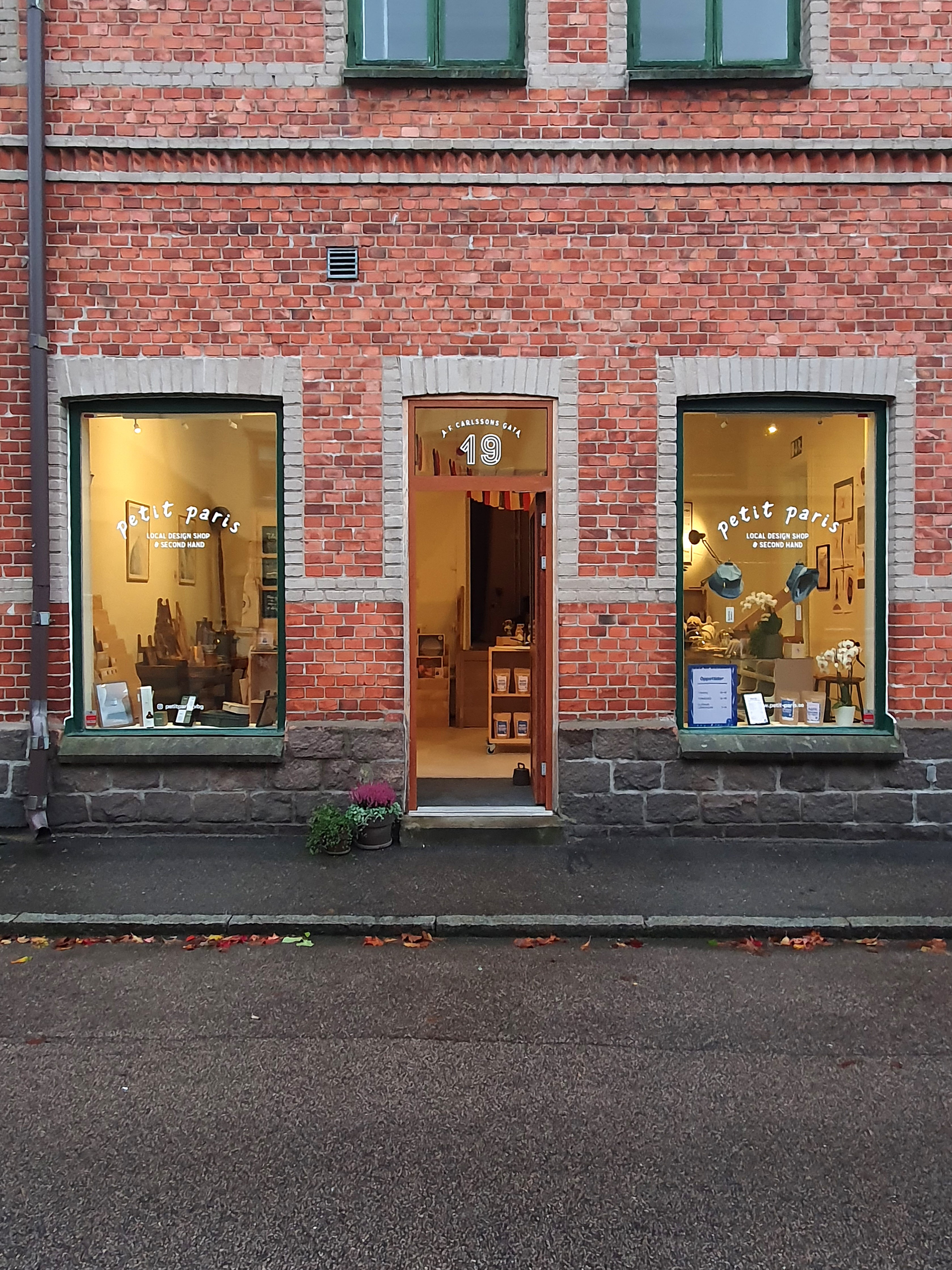 Petit Paris Vänersborg