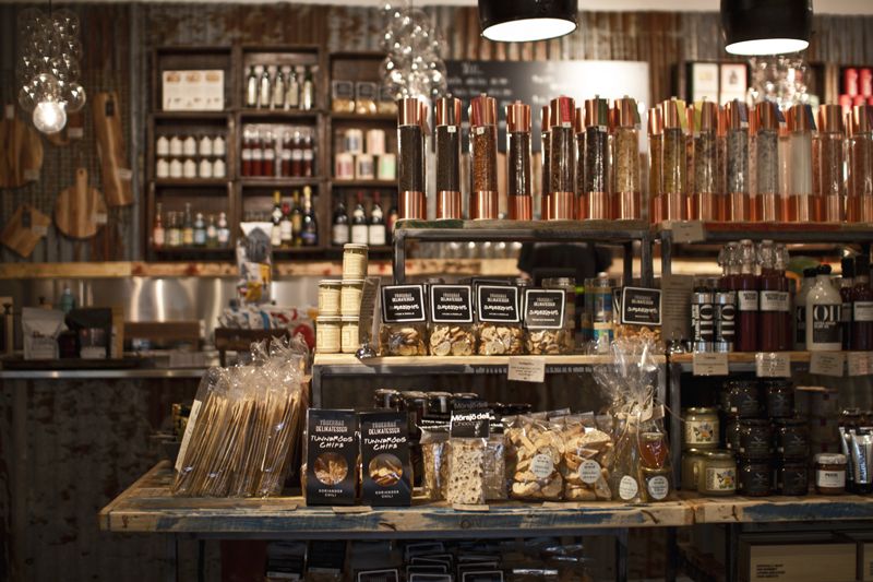 Din deli är en delikatessbutik i Ulricehamn