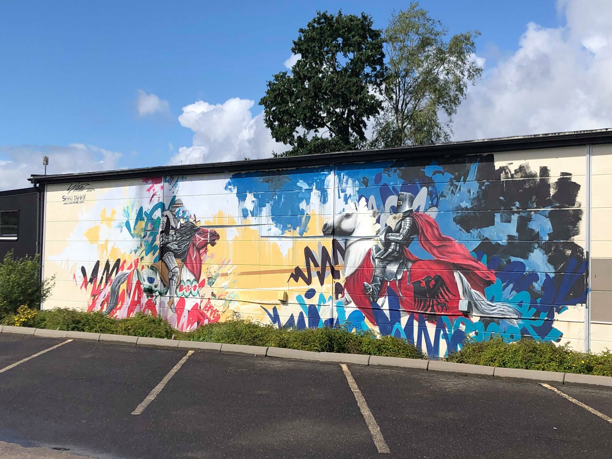 Muralmålning målad av Shai Dahans i Gällstad i Ulricehamns kommun.