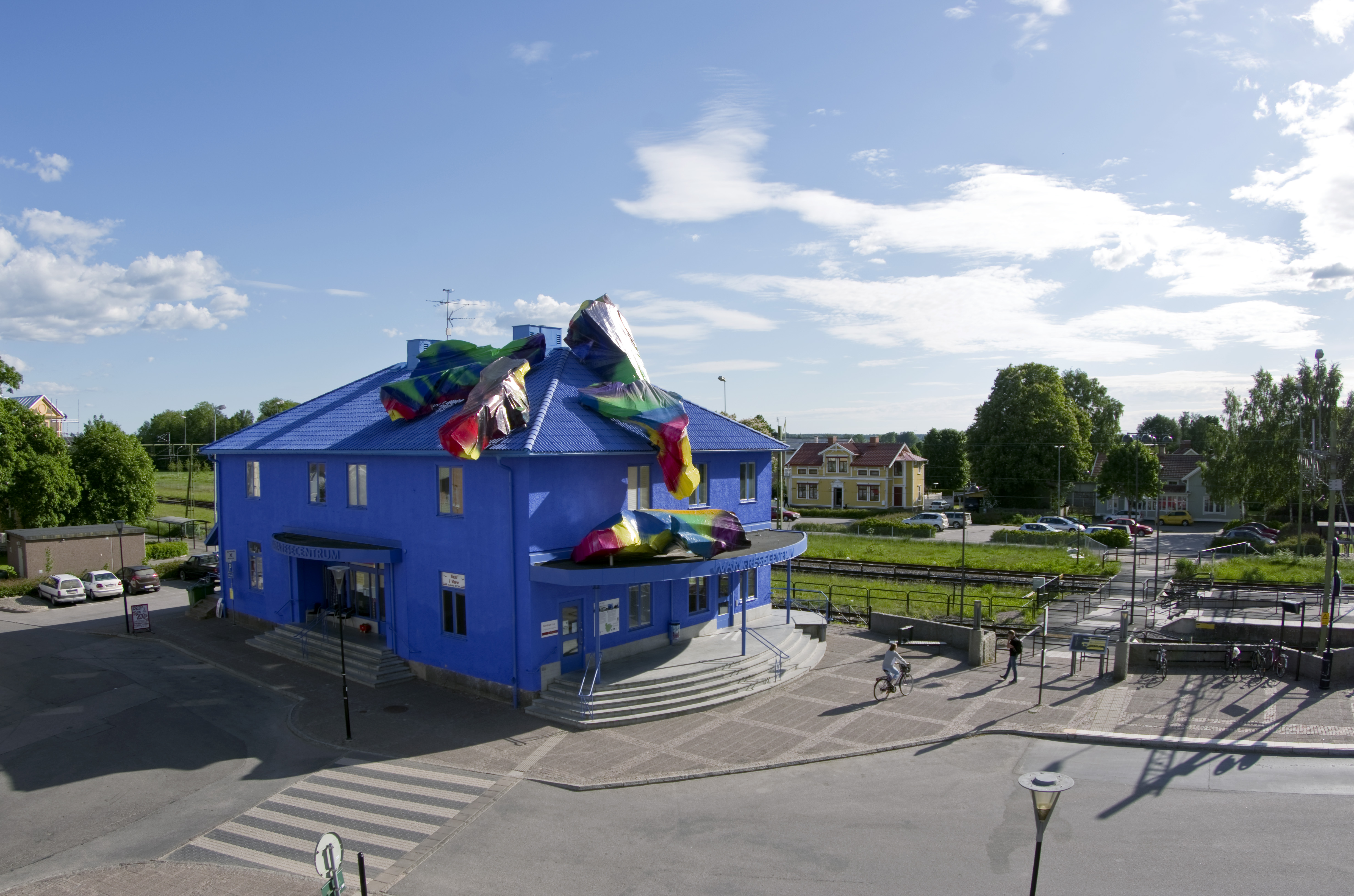 Blue Orange, Vara Stationshus