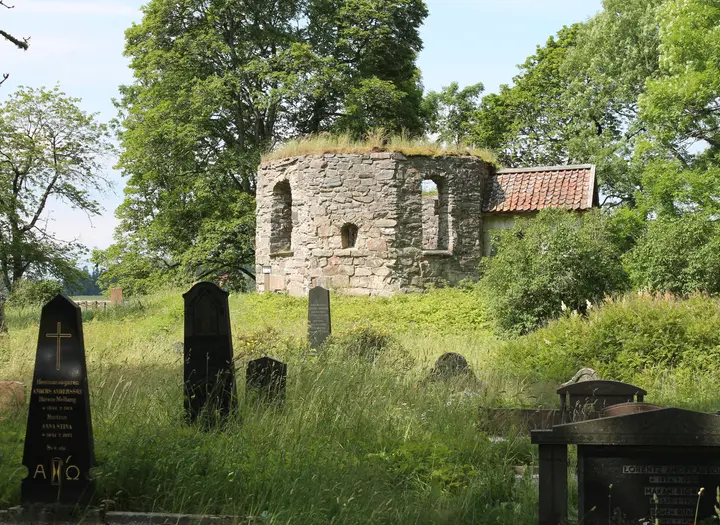 Södra Härene kyrkoruin