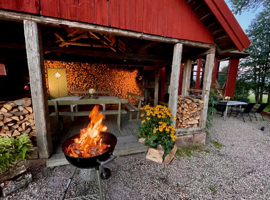 Interiör- och exteriörbilder på Simonsgården