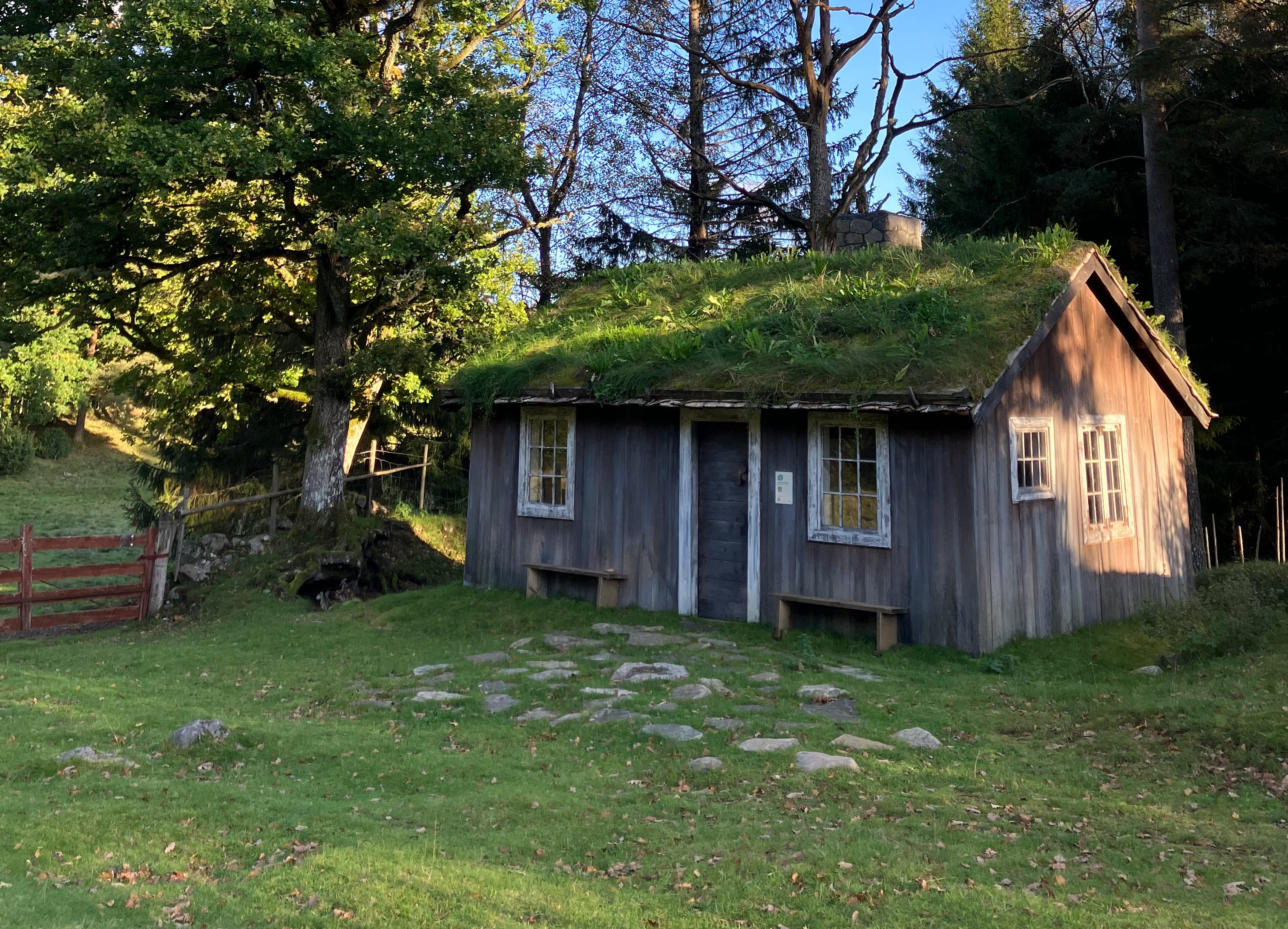 Bild på torpet som användes som inspelningsplats för filmen Utvandrarna (2021)